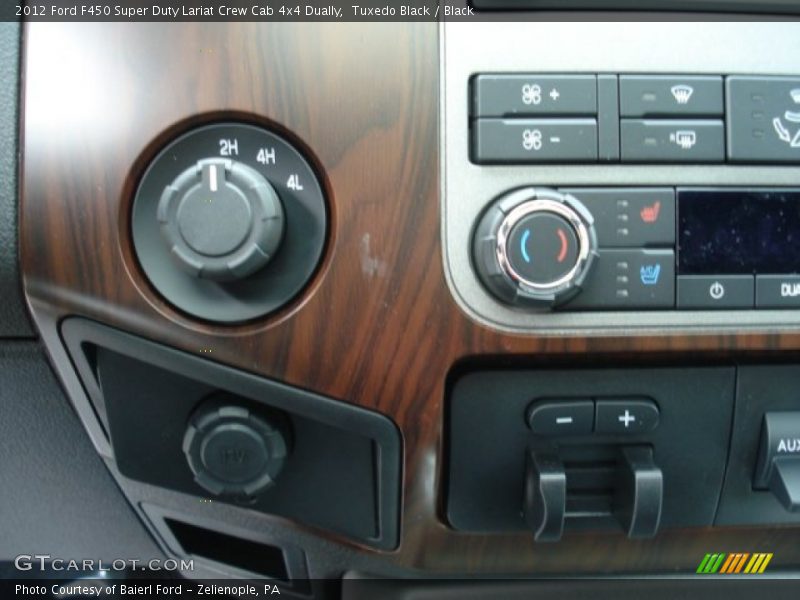 Controls of 2012 F450 Super Duty Lariat Crew Cab 4x4 Dually