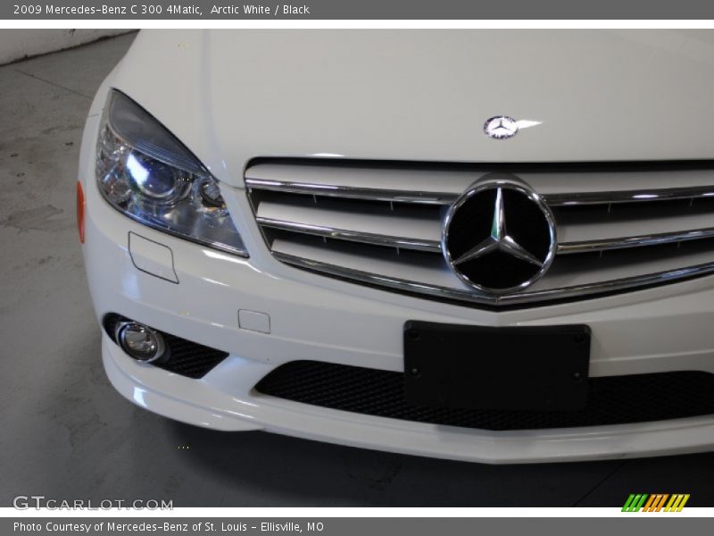 Arctic White / Black 2009 Mercedes-Benz C 300 4Matic