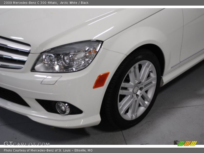 Arctic White / Black 2009 Mercedes-Benz C 300 4Matic