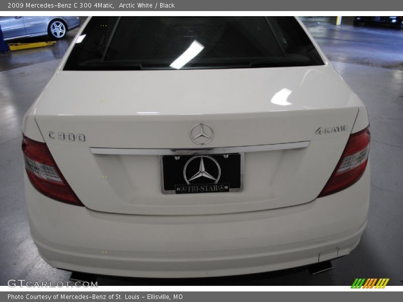 Arctic White / Black 2009 Mercedes-Benz C 300 4Matic