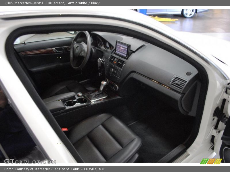 Arctic White / Black 2009 Mercedes-Benz C 300 4Matic