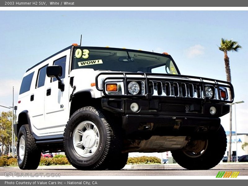Front 3/4 View of 2003 H2 SUV