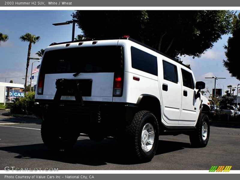 White / Wheat 2003 Hummer H2 SUV