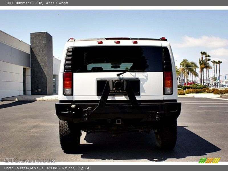 White / Wheat 2003 Hummer H2 SUV