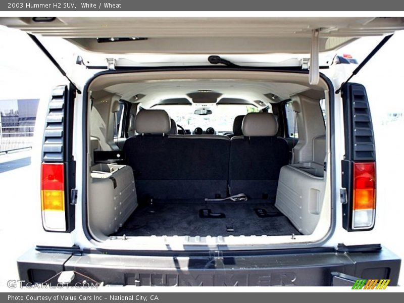  2003 H2 SUV Trunk