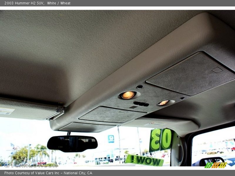 White / Wheat 2003 Hummer H2 SUV
