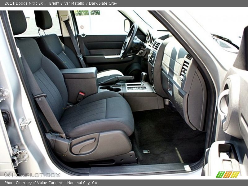  2011 Nitro SXT Dark Slate Gray Interior