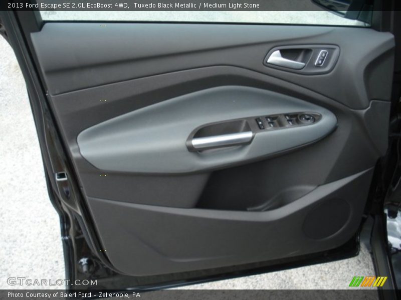 Door Panel of 2013 Escape SE 2.0L EcoBoost 4WD