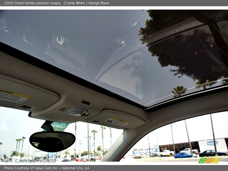 Crystal White / Design Black 2009 Smart fortwo passion coupe