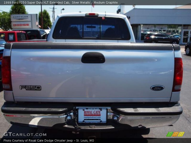 Silver Metallic / Medium Graphite 1999 Ford F250 Super Duty XLT Extended Cab