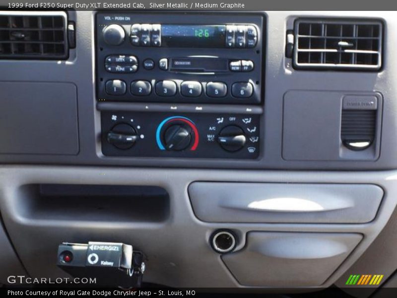 Silver Metallic / Medium Graphite 1999 Ford F250 Super Duty XLT Extended Cab