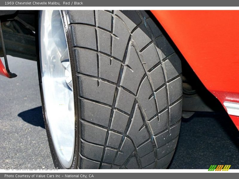 Red / Black 1969 Chevrolet Chevelle Malibu