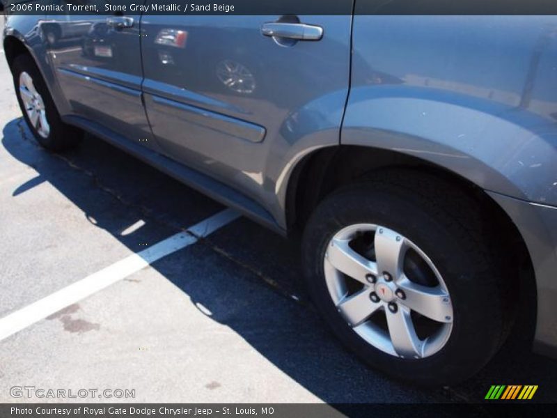 Stone Gray Metallic / Sand Beige 2006 Pontiac Torrent