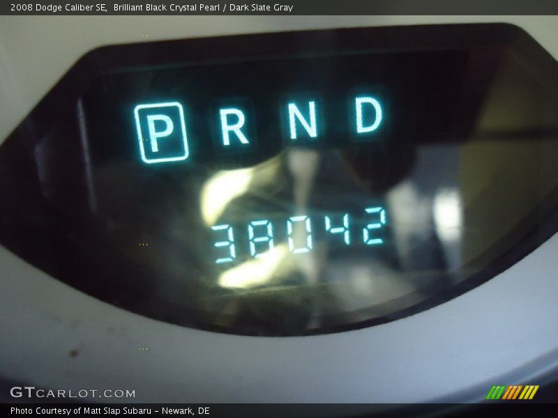 Brilliant Black Crystal Pearl / Dark Slate Gray 2008 Dodge Caliber SE