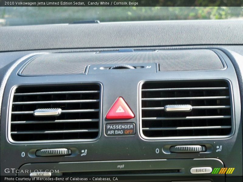 Candy White / Cornsilk Beige 2010 Volkswagen Jetta Limited Edition Sedan