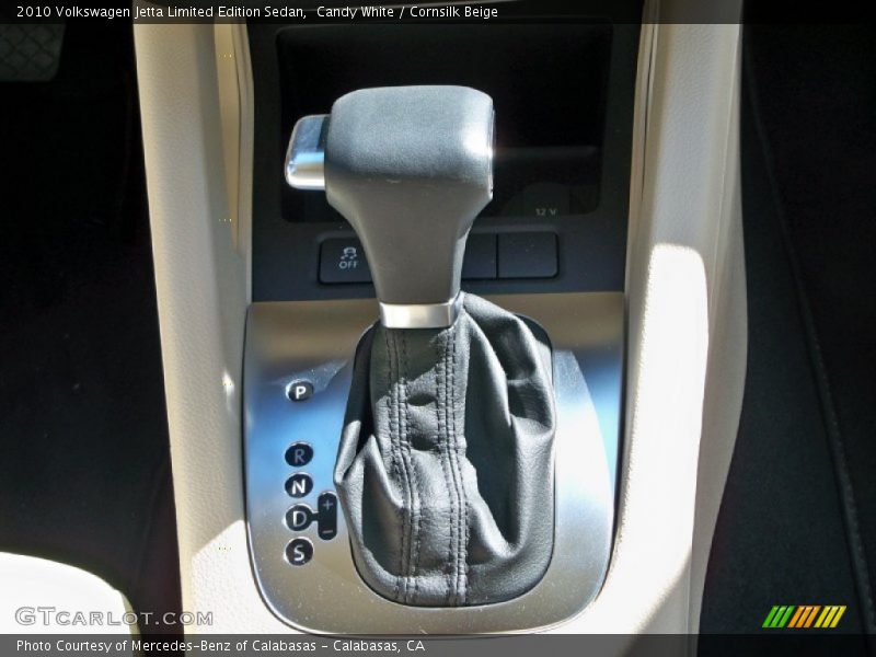 Candy White / Cornsilk Beige 2010 Volkswagen Jetta Limited Edition Sedan
