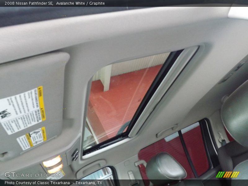 Avalanche White / Graphite 2008 Nissan Pathfinder SE