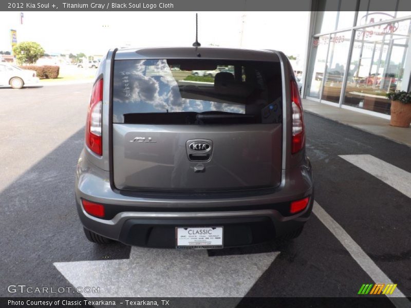 Titanium Gray / Black Soul Logo Cloth 2012 Kia Soul +