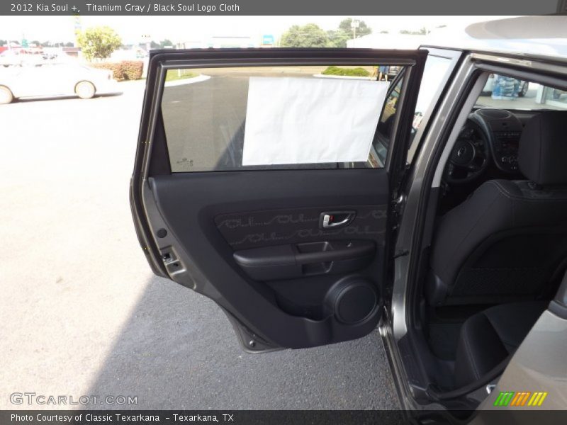 Titanium Gray / Black Soul Logo Cloth 2012 Kia Soul +
