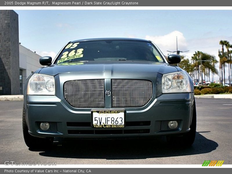 Magnesium Pearl / Dark Slate Gray/Light Graystone 2005 Dodge Magnum R/T