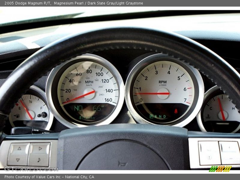 Magnesium Pearl / Dark Slate Gray/Light Graystone 2005 Dodge Magnum R/T