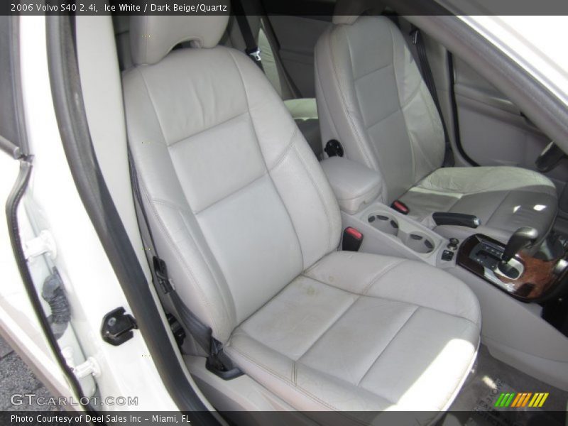 Ice White / Dark Beige/Quartz 2006 Volvo S40 2.4i