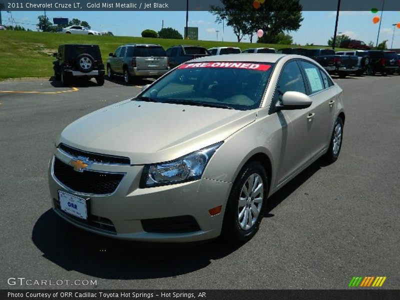 Gold Mist Metallic / Jet Black 2011 Chevrolet Cruze LT