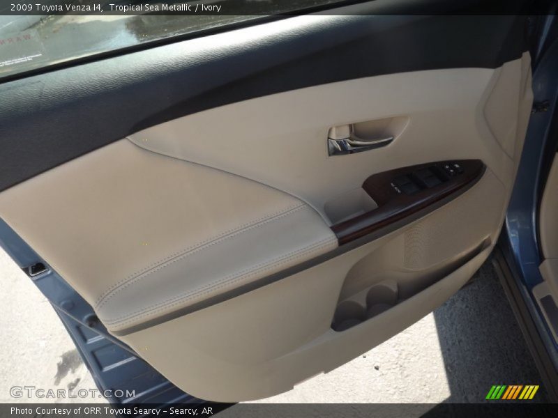 Tropical Sea Metallic / Ivory 2009 Toyota Venza I4