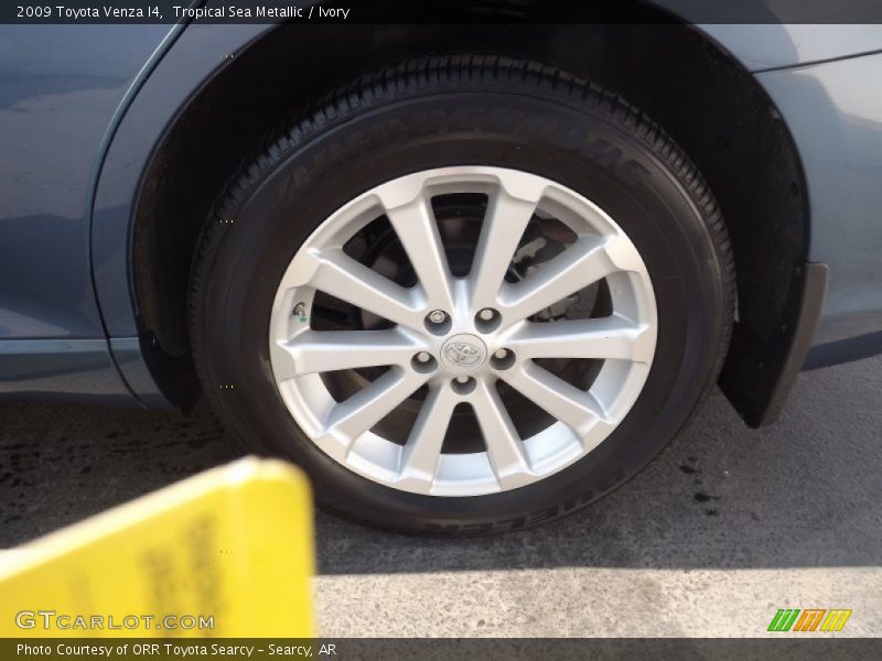 Tropical Sea Metallic / Ivory 2009 Toyota Venza I4