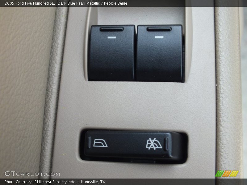 Dark Blue Pearl Metallic / Pebble Beige 2005 Ford Five Hundred SE