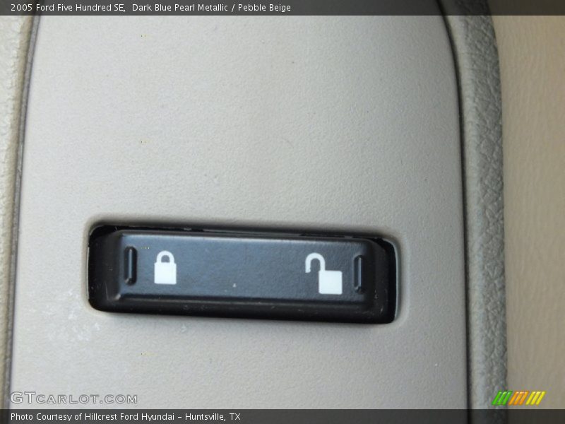 Dark Blue Pearl Metallic / Pebble Beige 2005 Ford Five Hundred SE