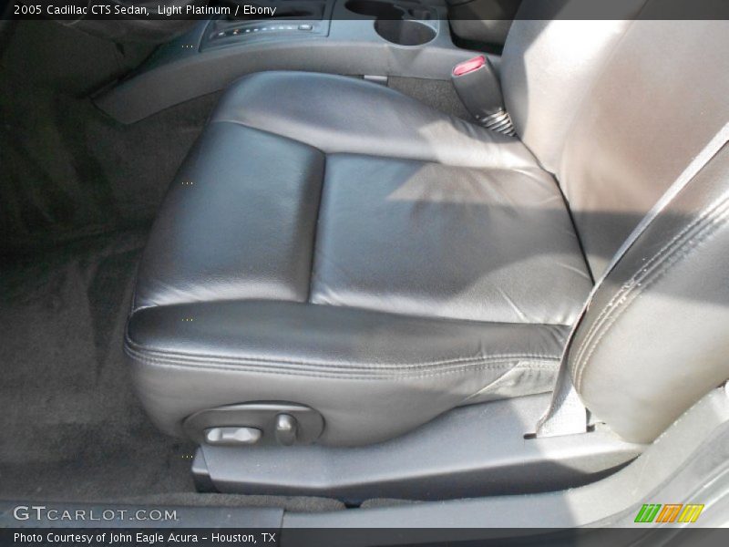 Light Platinum / Ebony 2005 Cadillac CTS Sedan