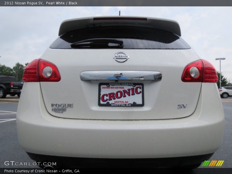 Pearl White / Black 2012 Nissan Rogue SV