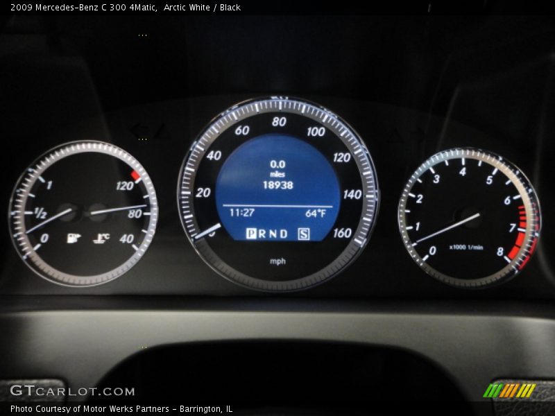 Arctic White / Black 2009 Mercedes-Benz C 300 4Matic