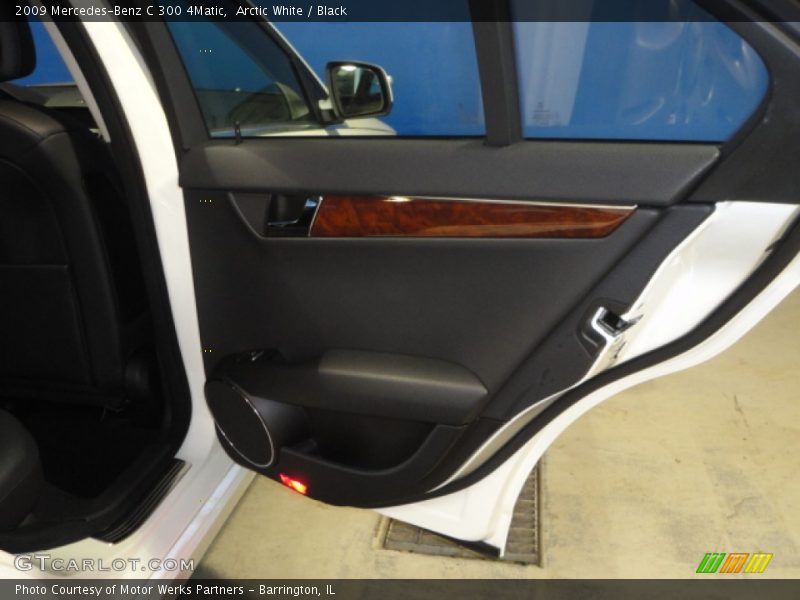 Arctic White / Black 2009 Mercedes-Benz C 300 4Matic