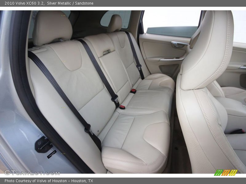 Silver Metallic / Sandstone 2010 Volvo XC60 3.2