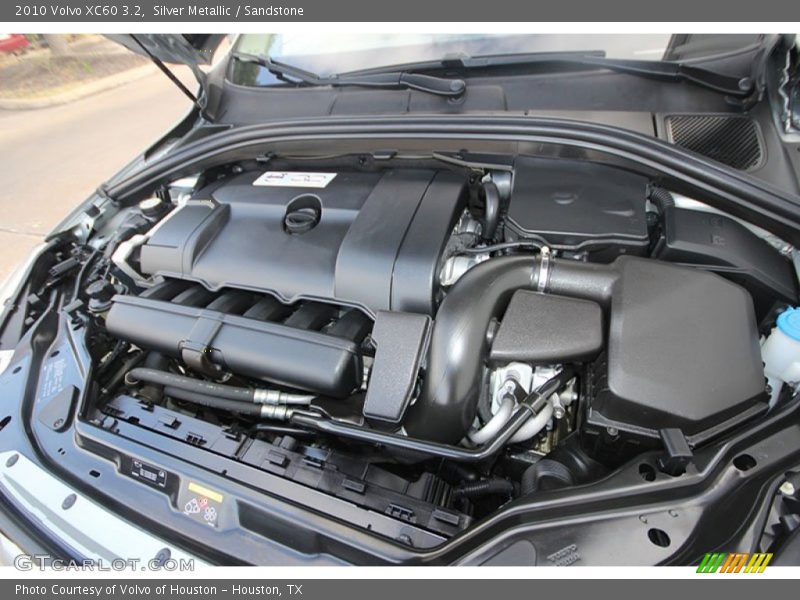 Silver Metallic / Sandstone 2010 Volvo XC60 3.2
