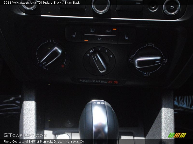 Black / Titan Black 2012 Volkswagen Jetta TDI Sedan