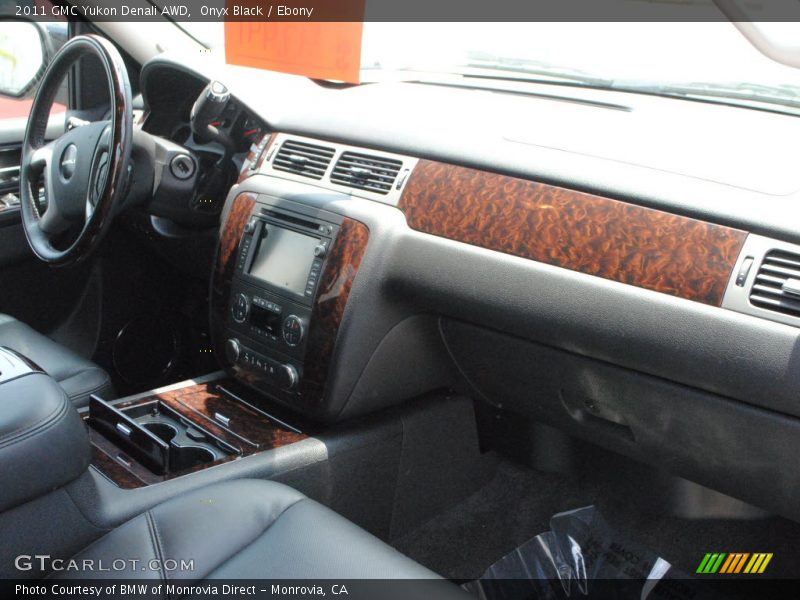 Onyx Black / Ebony 2011 GMC Yukon Denali AWD