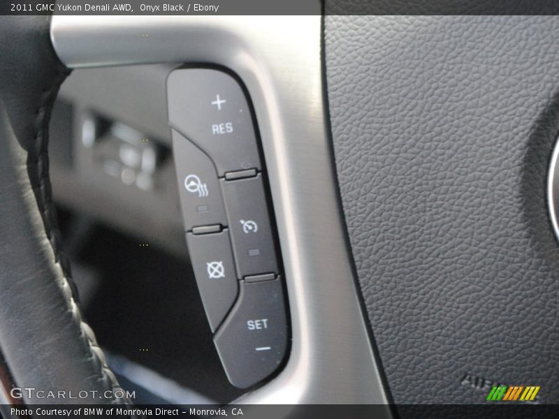 Onyx Black / Ebony 2011 GMC Yukon Denali AWD
