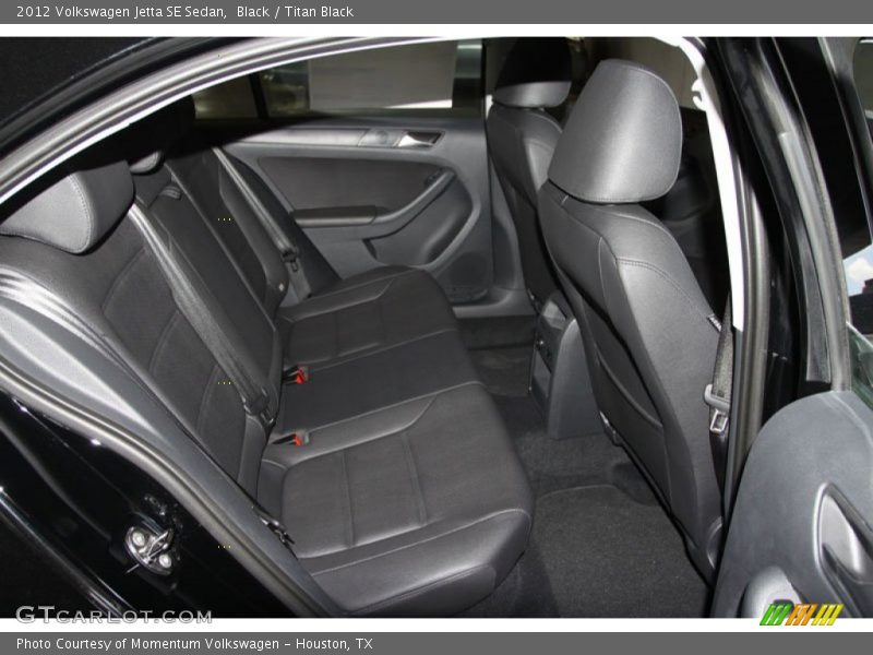 Black / Titan Black 2012 Volkswagen Jetta SE Sedan