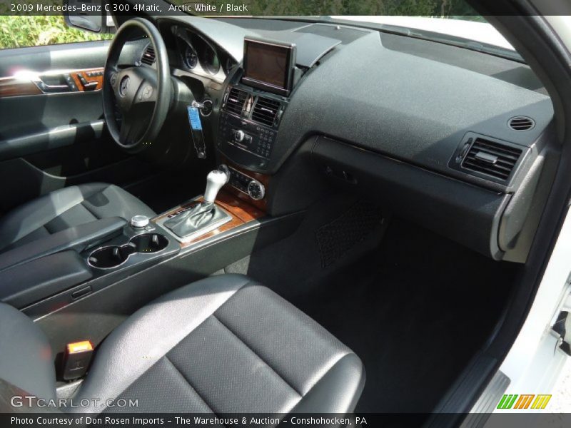 Arctic White / Black 2009 Mercedes-Benz C 300 4Matic