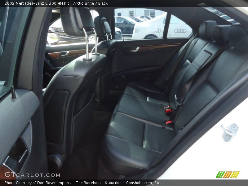 Arctic White / Black 2009 Mercedes-Benz C 300 4Matic