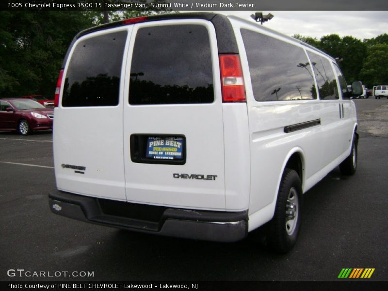 Summit White / Medium Dark Pewter 2005 Chevrolet Express 3500 15 Passenger Van