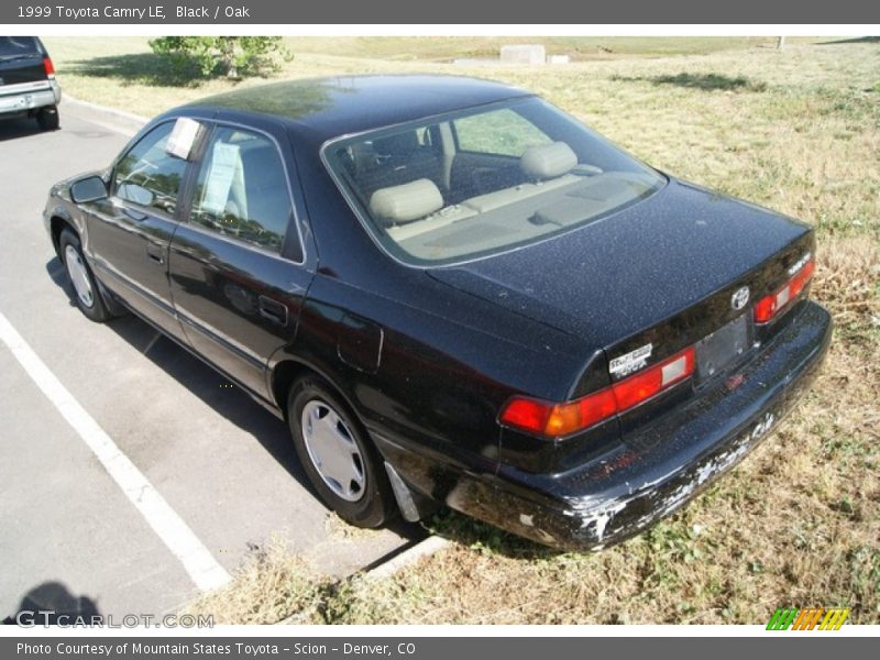 Black / Oak 1999 Toyota Camry LE