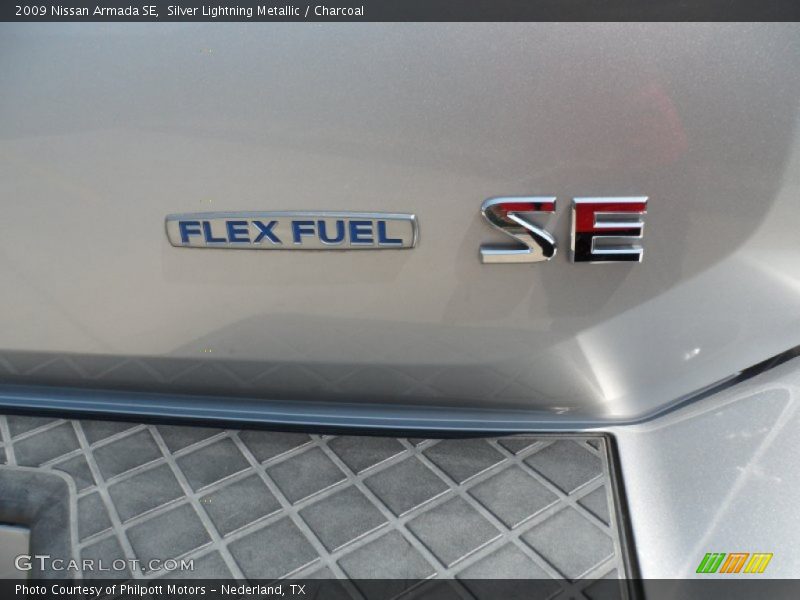 Silver Lightning Metallic / Charcoal 2009 Nissan Armada SE