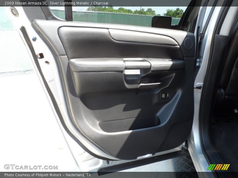 Silver Lightning Metallic / Charcoal 2009 Nissan Armada SE