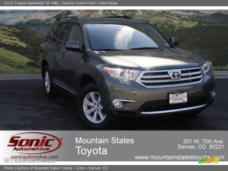 Cypress Green Pearl / Sand Beige 2012 Toyota Highlander SE 4WD
