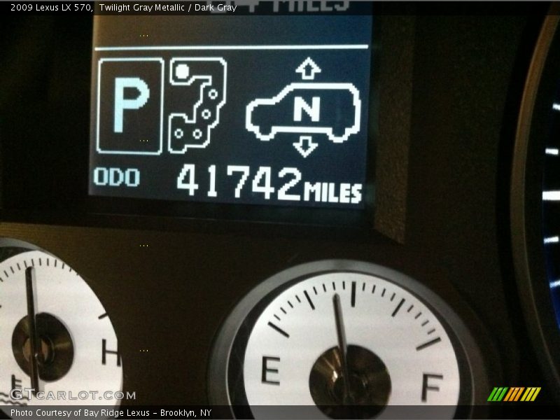 Twilight Gray Metallic / Dark Gray 2009 Lexus LX 570