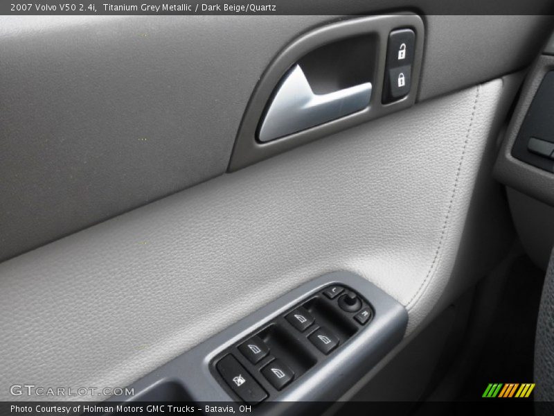 Titanium Grey Metallic / Dark Beige/Quartz 2007 Volvo V50 2.4i
